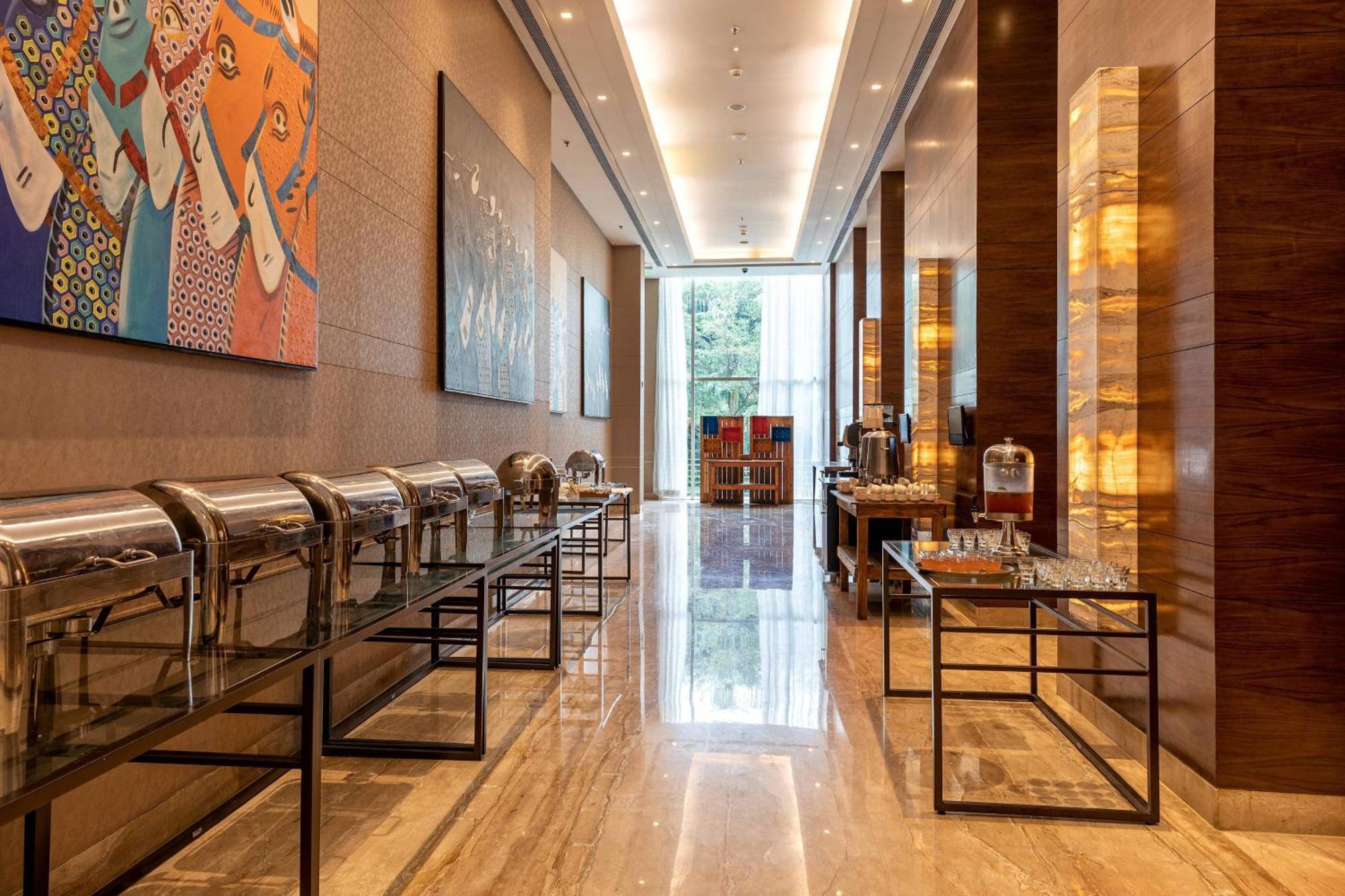Courtyard By Marriott Bengaluru Outer Ring Road Hotell Eksteriør bilde